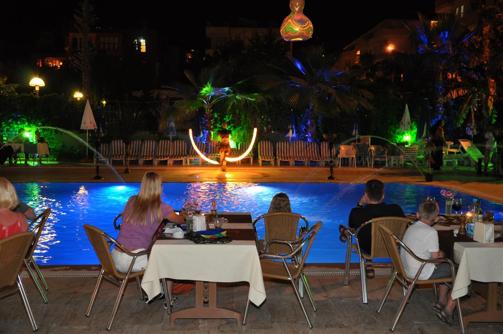 Kleopatra South Star Apart Alanya Exteriör bild